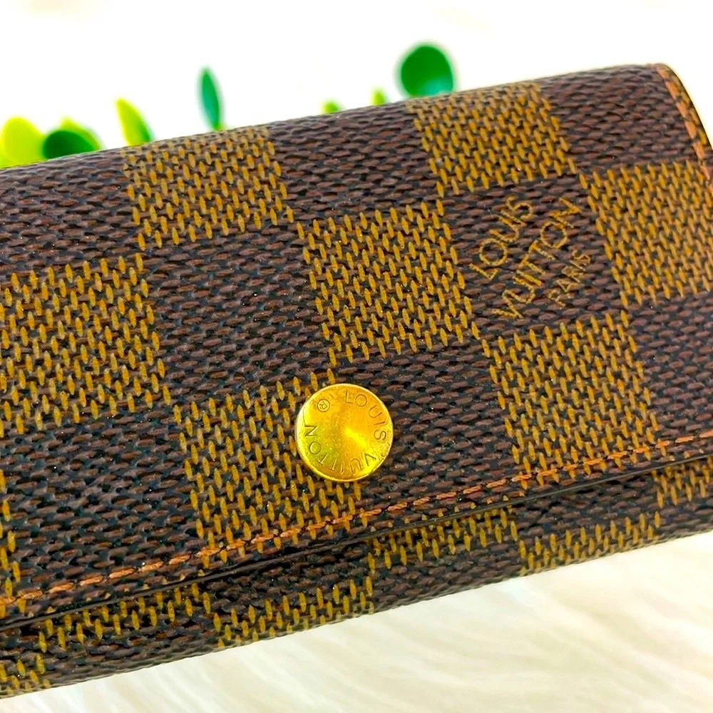 Louis Vuitton Damier Ebene Key‎ Holder